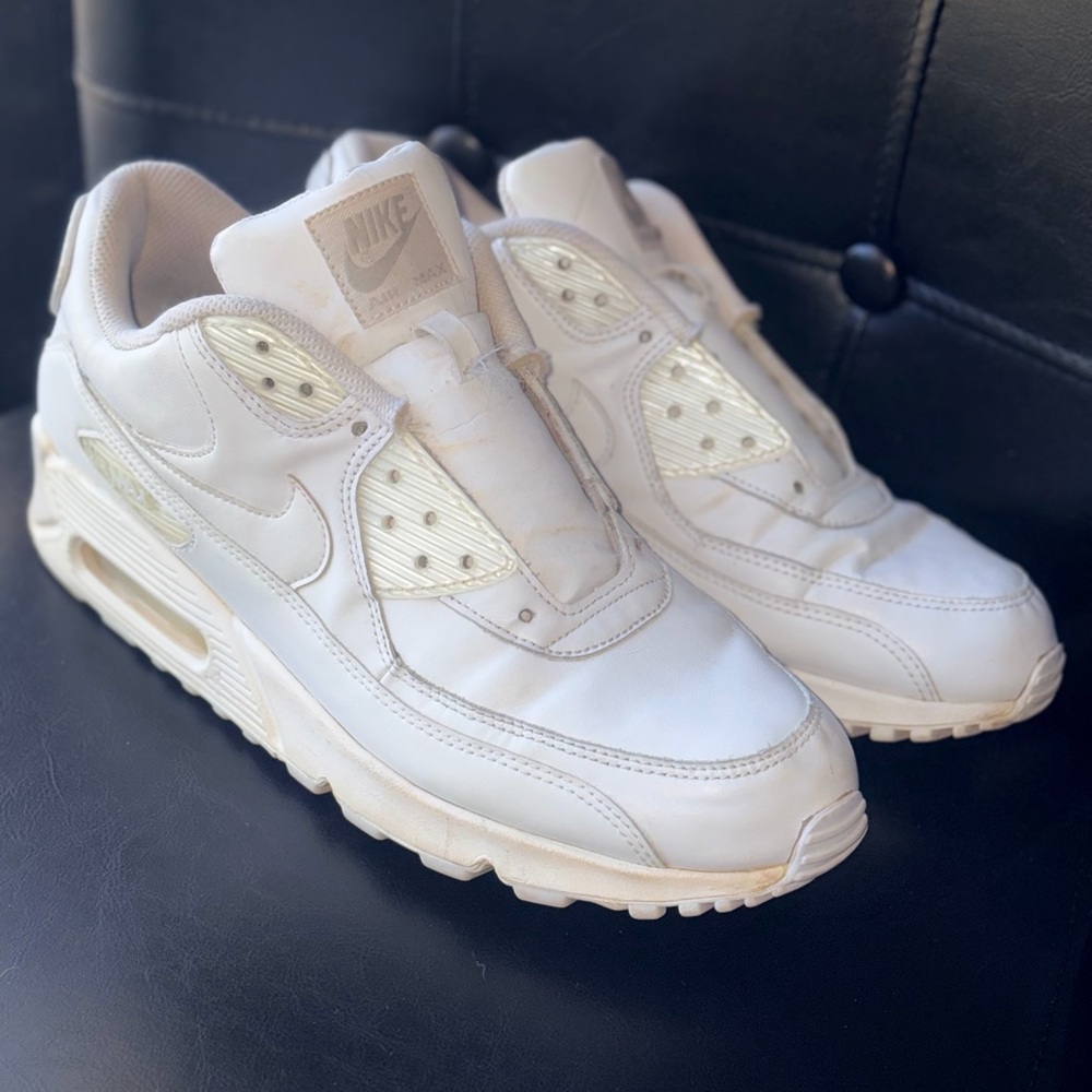 Nike Air Max  90s Cream Sneakers (Laces Included)